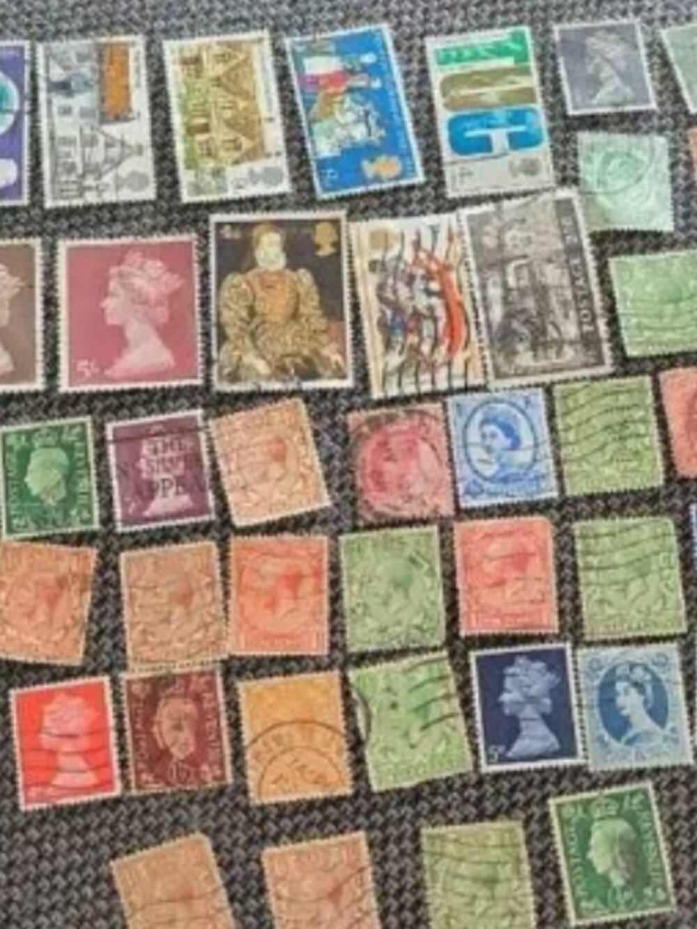 58 great Britain collectible stamps